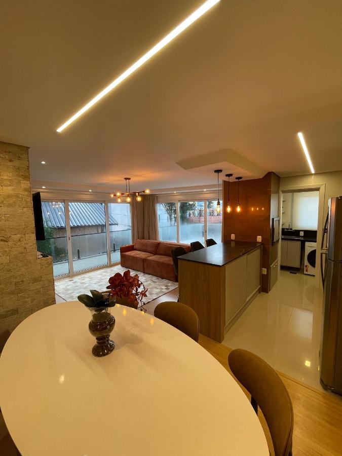 Apartamento Espetacular, 2 Suites, A 30M Da Rua Coberta Gramado Exterior foto